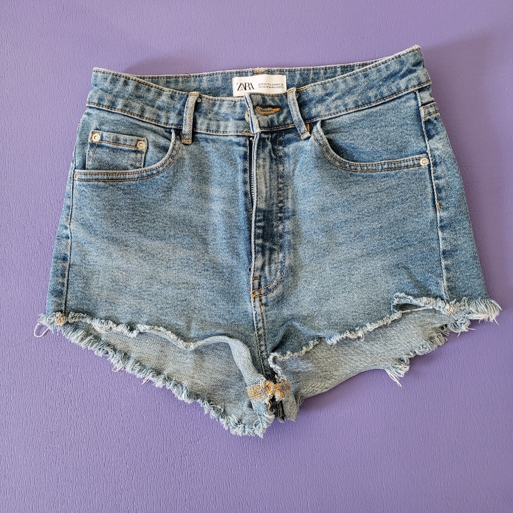 Zara High Rise Jean Shorts US04